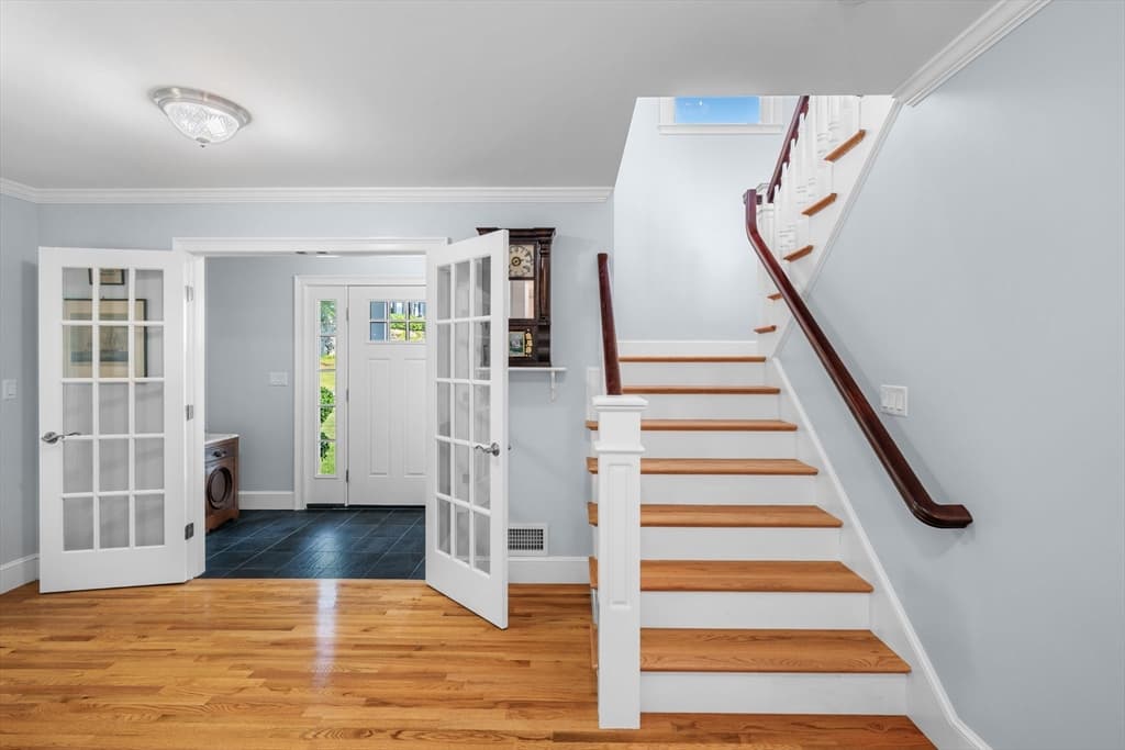 Single Family Residence at 89 Gale Road, Swampscott MA 01907, Swampscott, photo 7 of 39