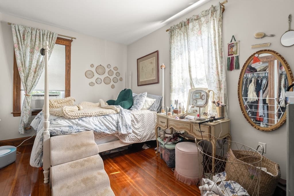 3 Family at 9 Blanvon Road, Boston MA 02130, Boston, photo 17 of 23