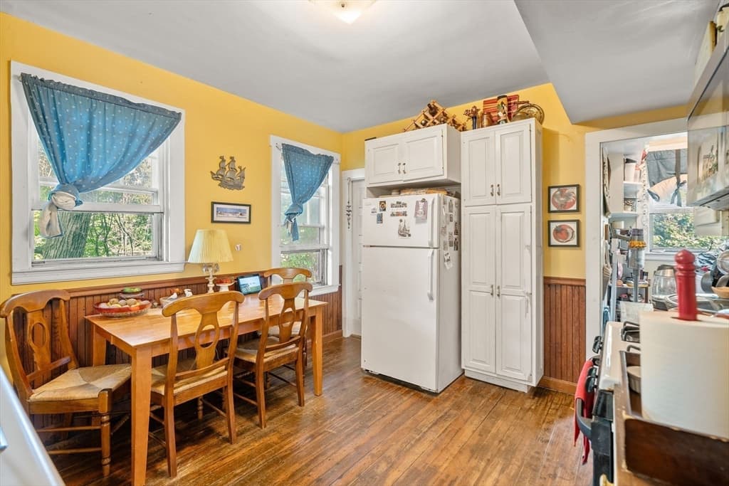3 Family at 9 Blanvon Road, Boston MA 02130, Boston, photo 12 of 23