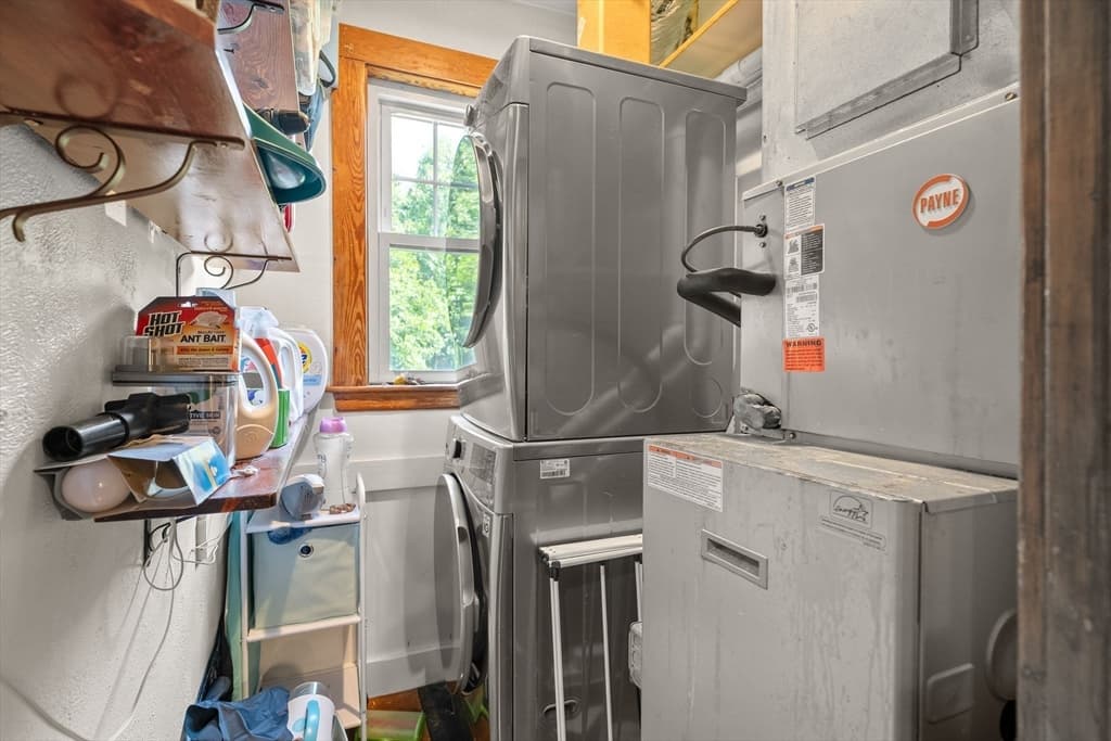3 Family at 9 Blanvon Road, Boston MA 02130, Boston, photo 15 of 23