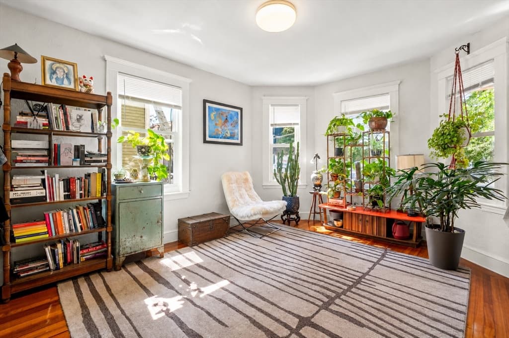 3 Family at 9 Blanvon Road, Boston MA 02130, Boston, photo 8 of 23