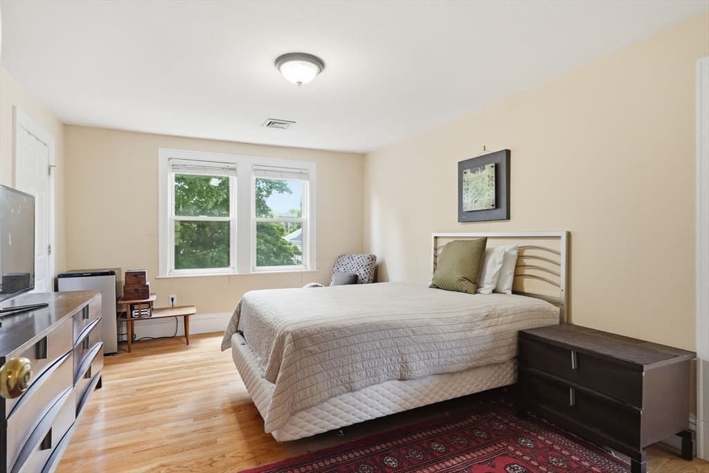 Multi Family at 12-14 Newcastle Road, Boston MA 02135, Boston, photo 20 of 42