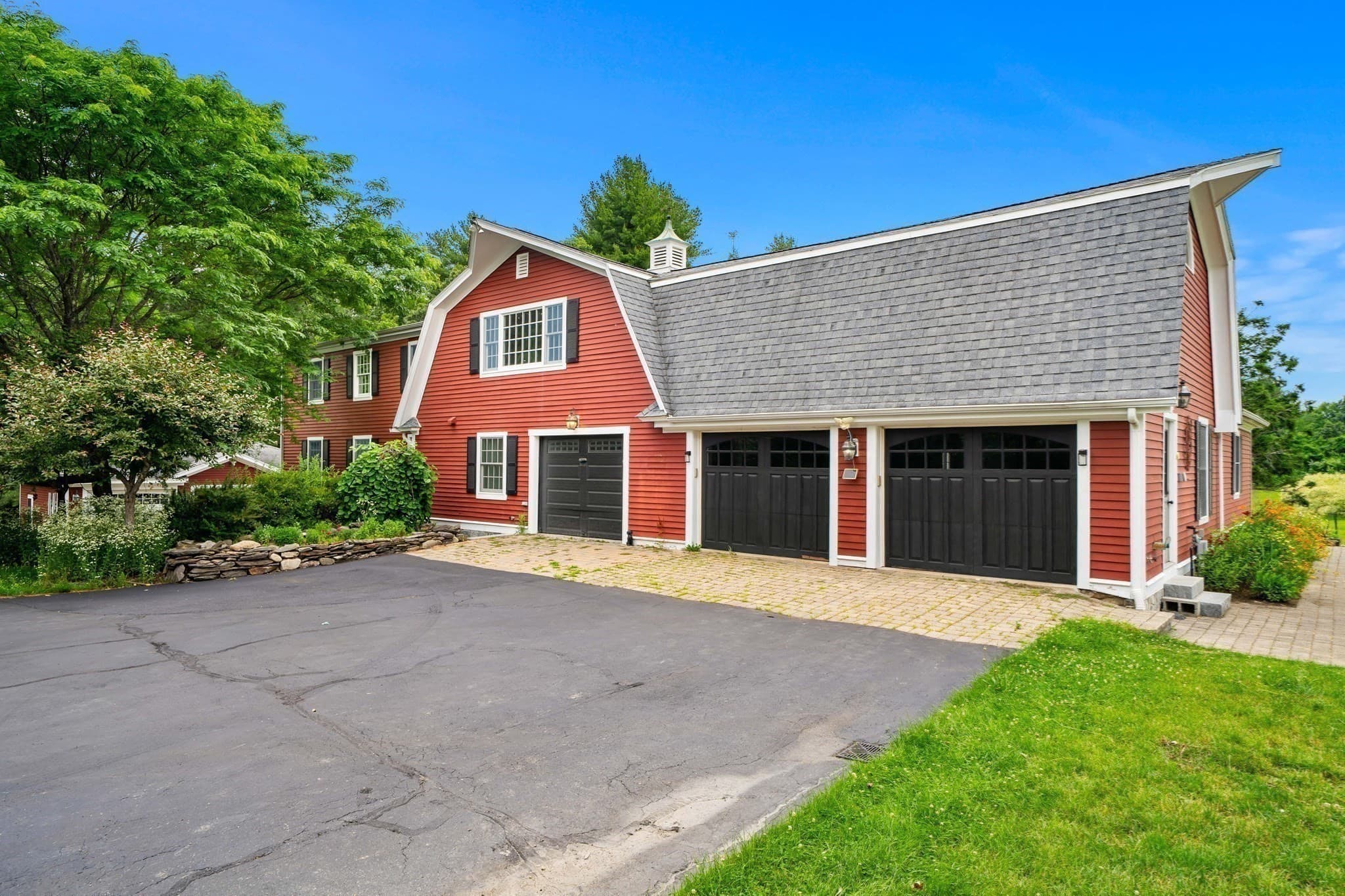 Single Family Residence at 140 High Street, Dunstable MA 01827, photo 26 of 40
