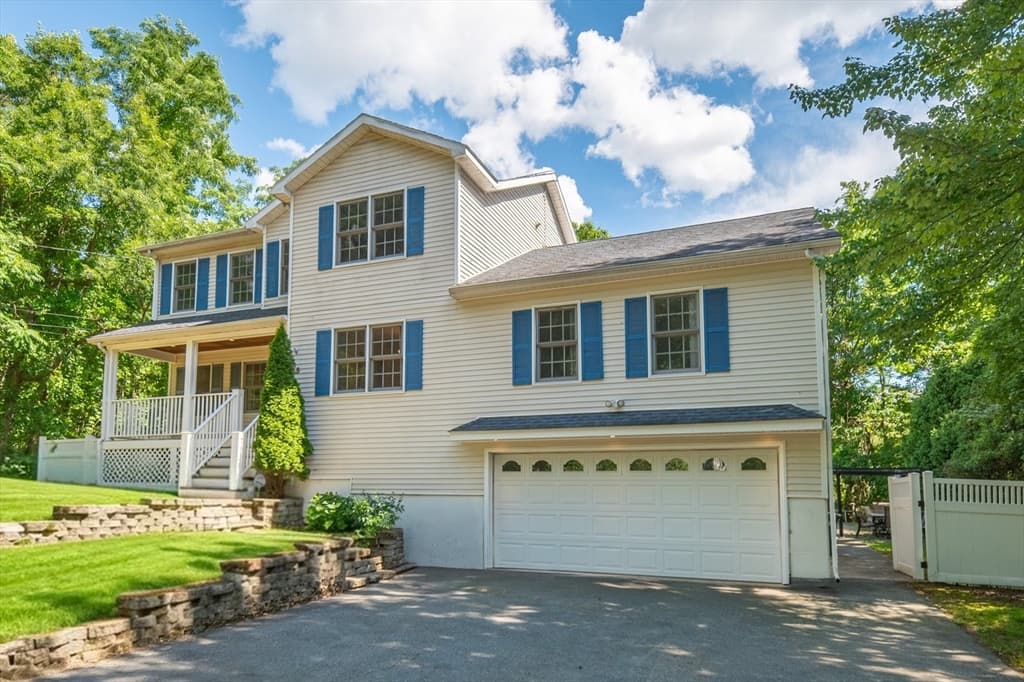 35 Brentwood Rd, Woburn MA 01801 photo 2