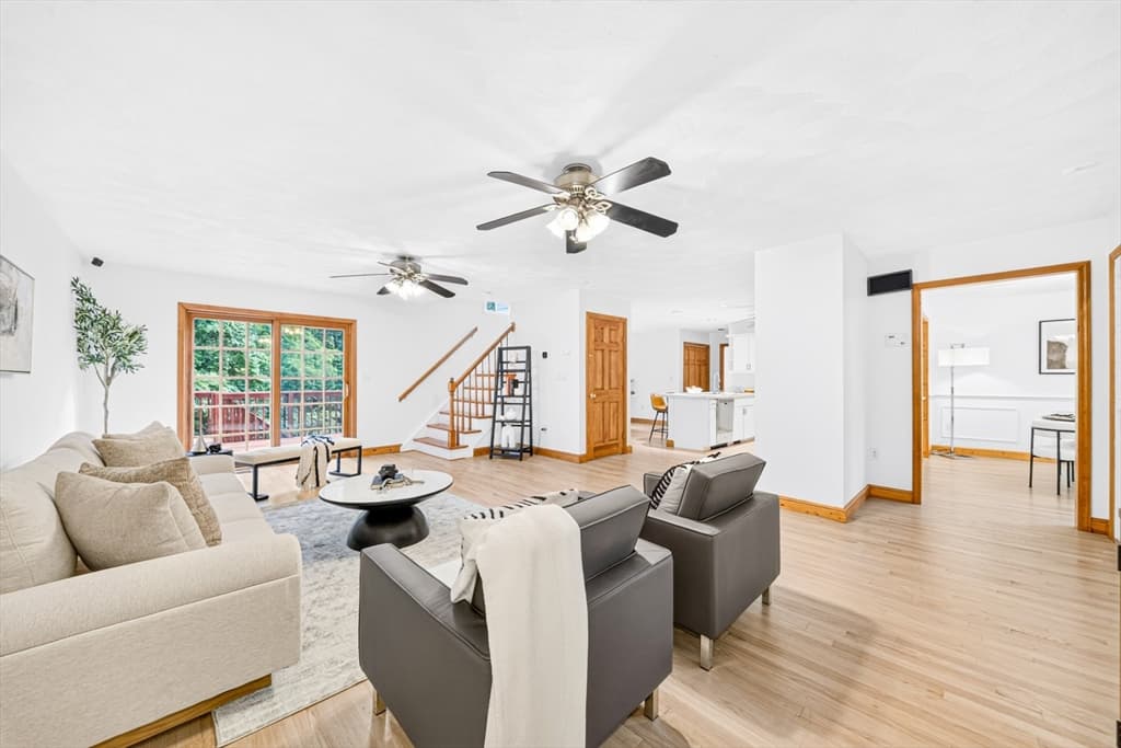 35 Brentwood Rd, Woburn MA 01801 photo 6