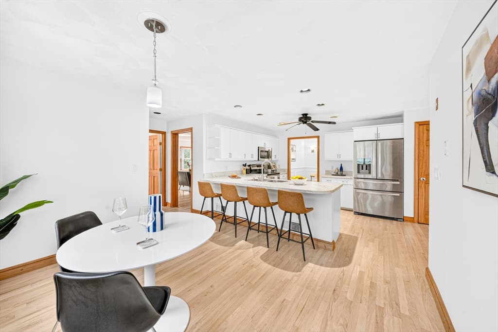 35 Brentwood Rd, Woburn MA 01801 photo 11
