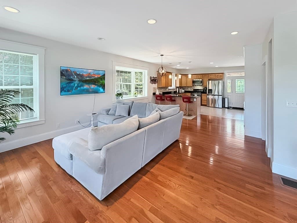 Single Family Residence at 8 Dulcies Pt Rd, Kingston NH 03848, Kingston, photo 12 of 34