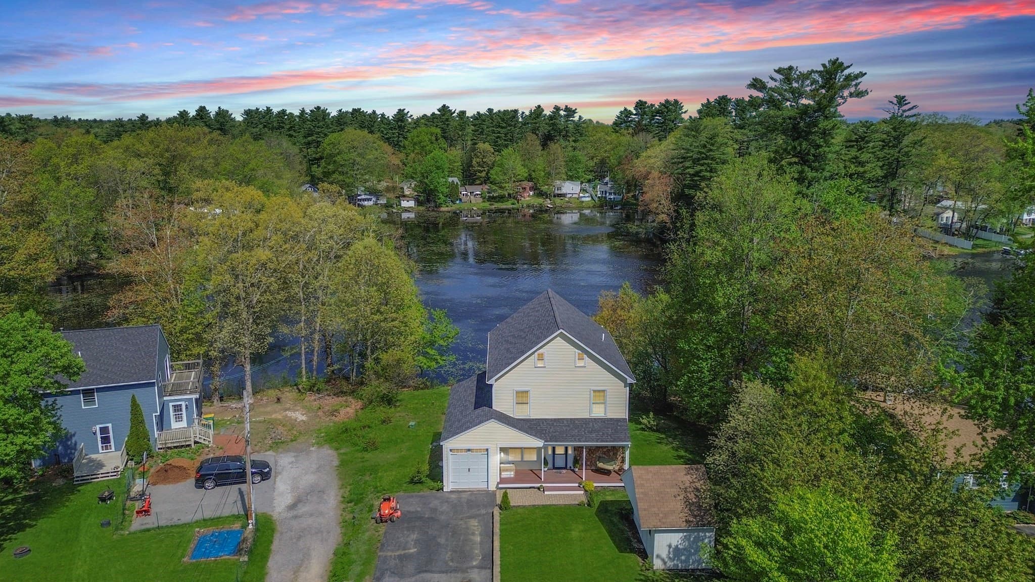 8 Dulcies Pt Rd, Kingston NH 03848