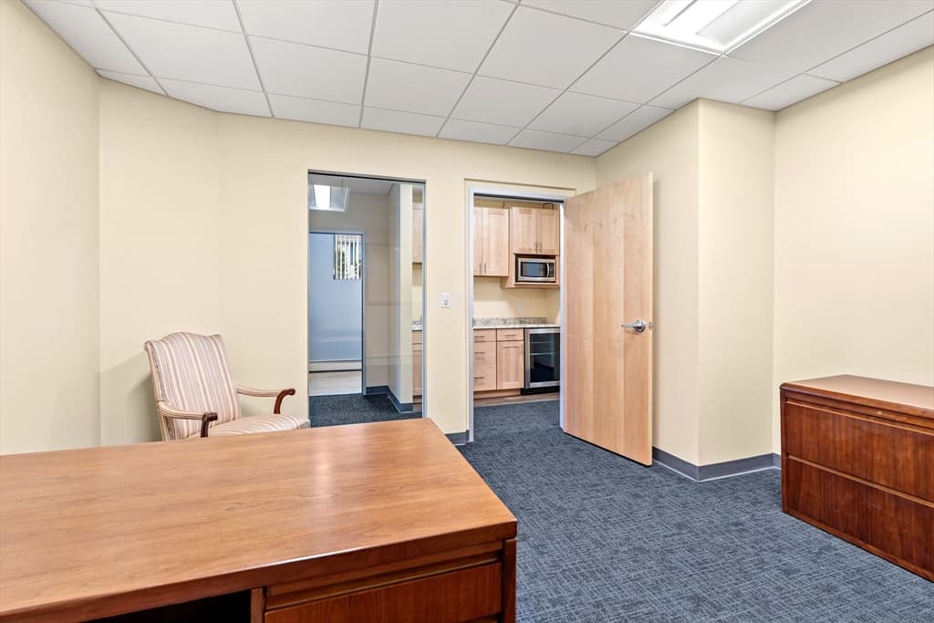 189 Loring Ave, Salem MA 01970 photo 22