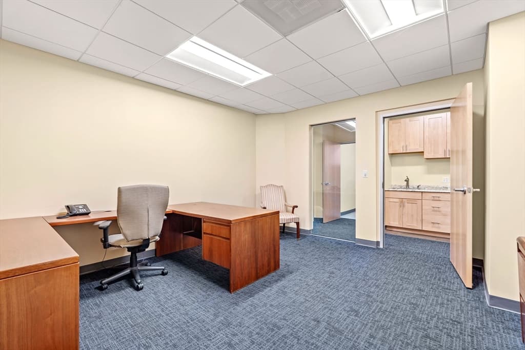 189 Loring Ave, Salem MA 01970 photo 21