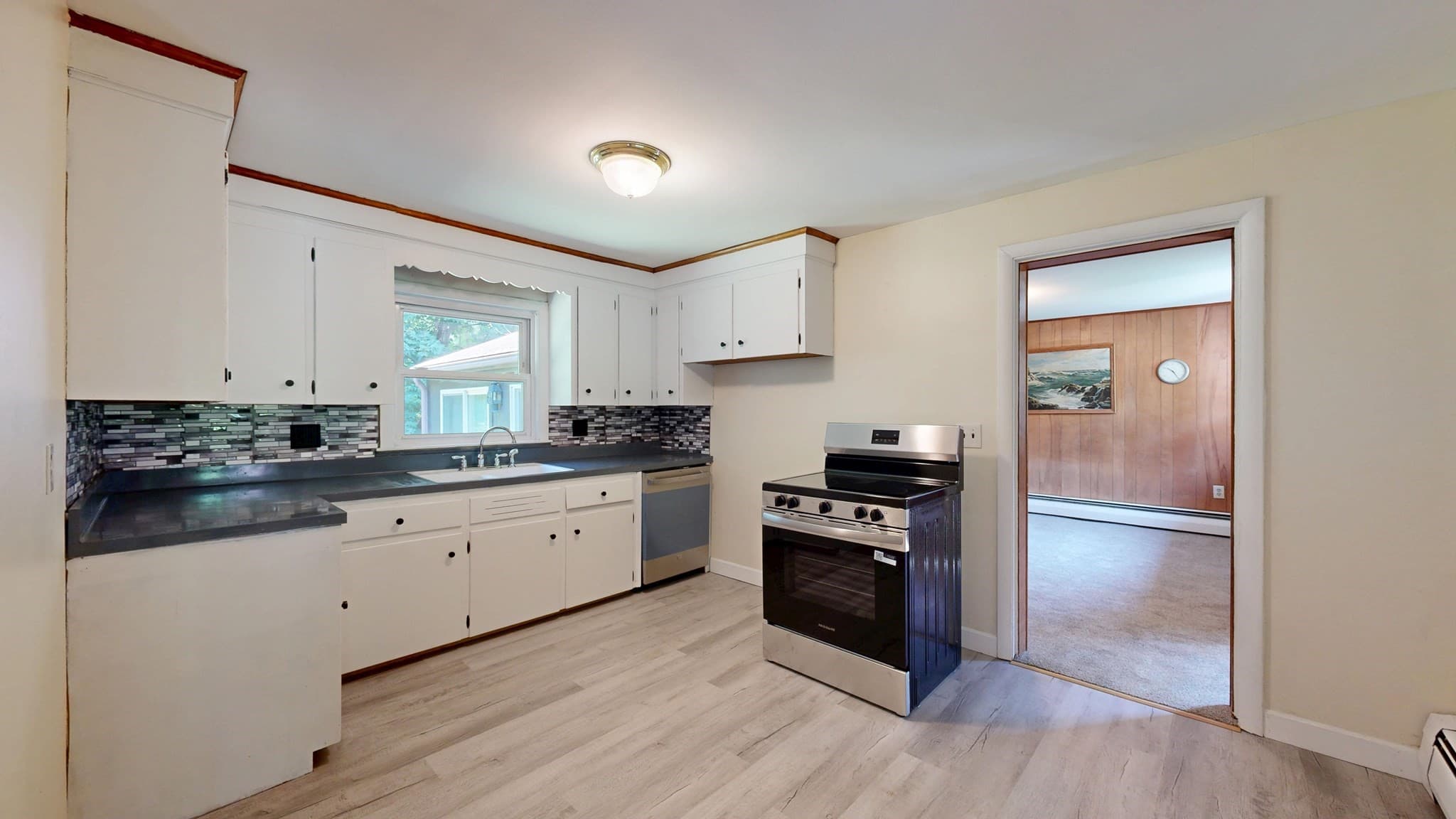 Single Family Residence at 34 Keenan Street, West Bridgewater MA 02379, West Bridgewater, photo 9 of 40