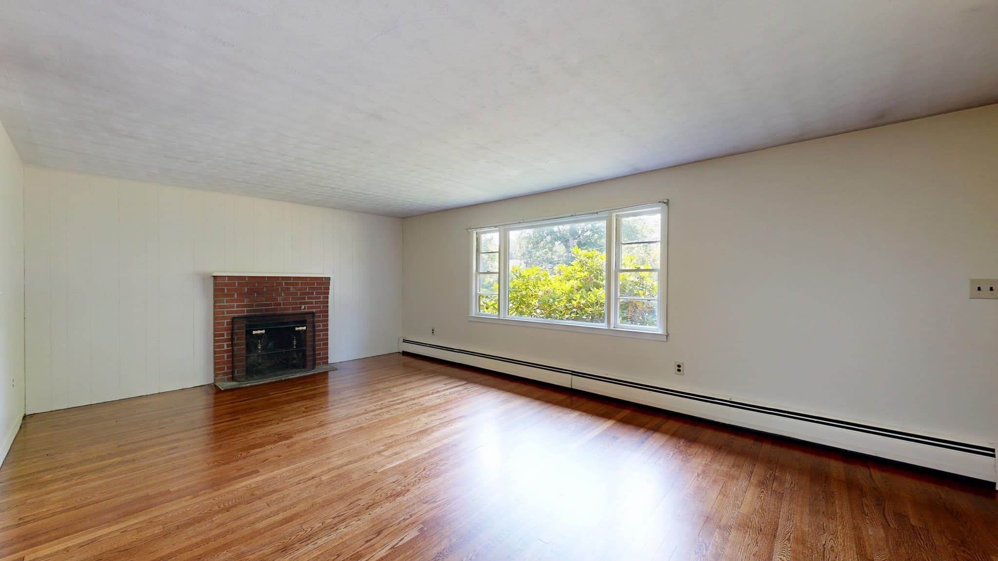 Single Family Residence at 34 Keenan Street, West Bridgewater MA 02379, West Bridgewater, photo 4 of 40