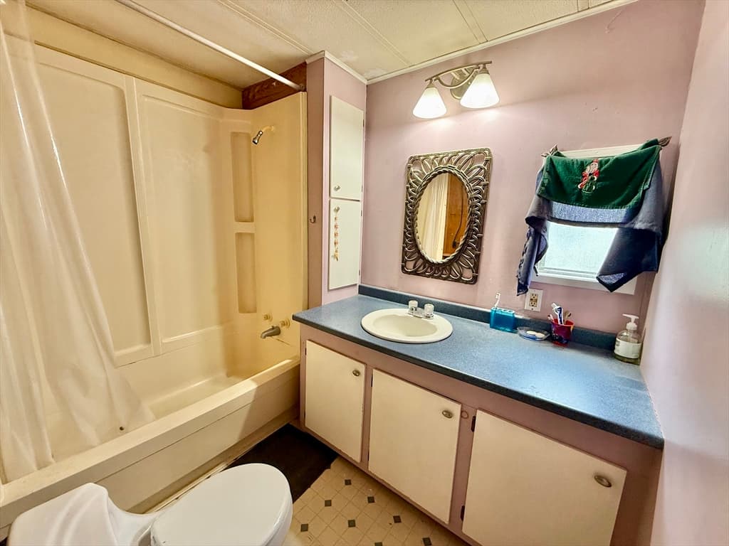 37 Klondike Ave, Westfield MA 01085 photo 16