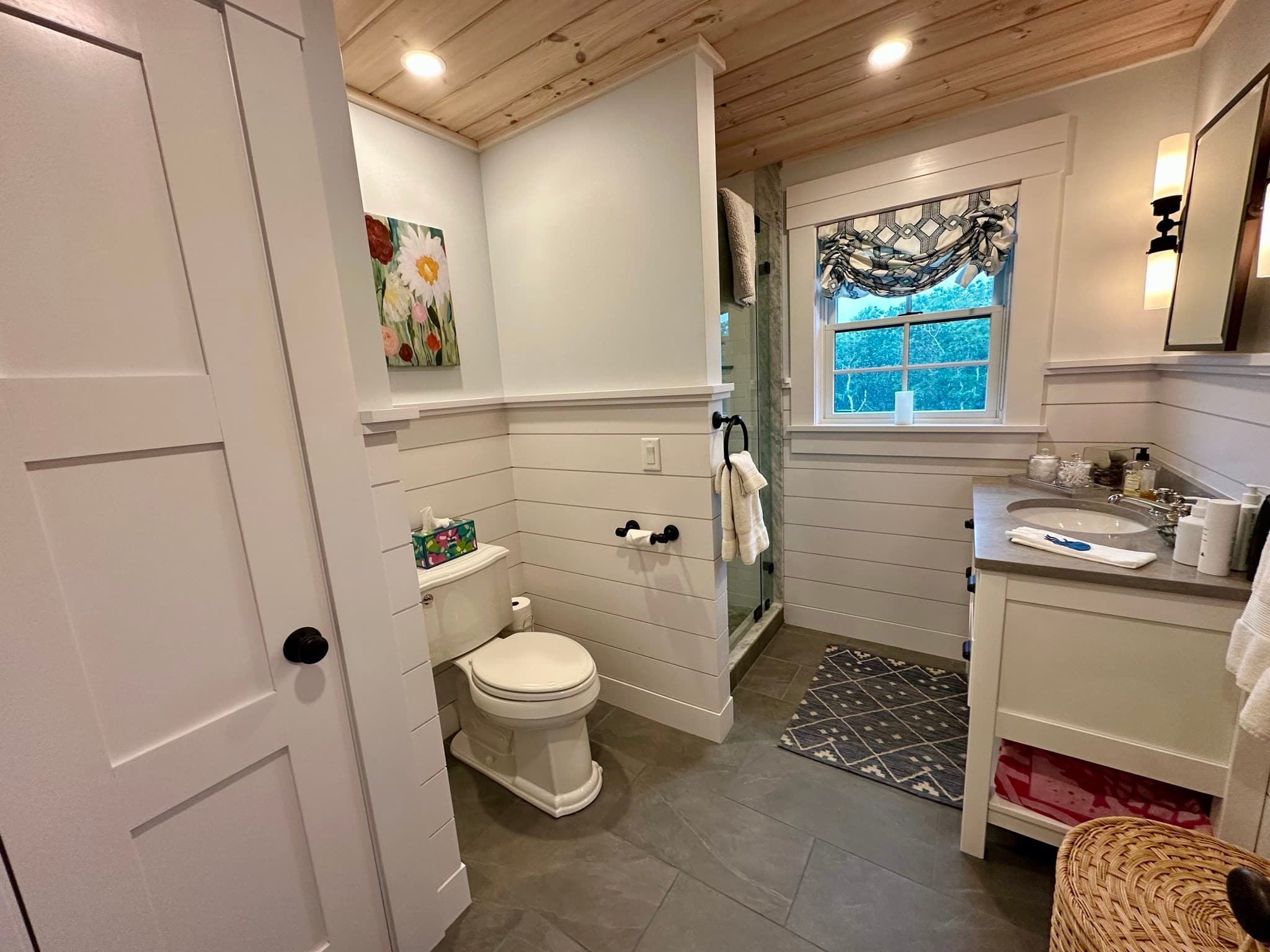Single Family Residence at 96 Hammett Ln, Chilmark MA 02535, photo 26 of 37