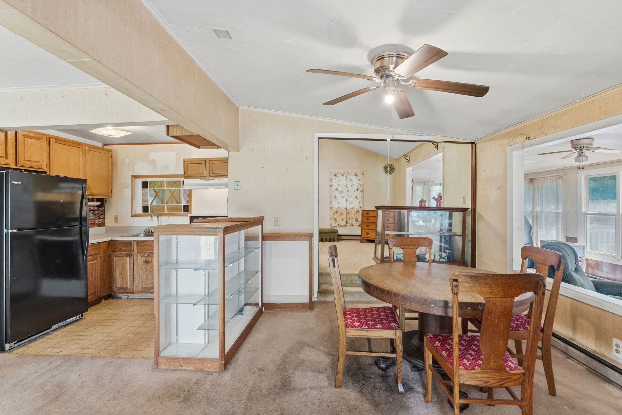 Single Family Residence at 4 Essex St, Holland MA 01521, Holland, photo 13 of 42