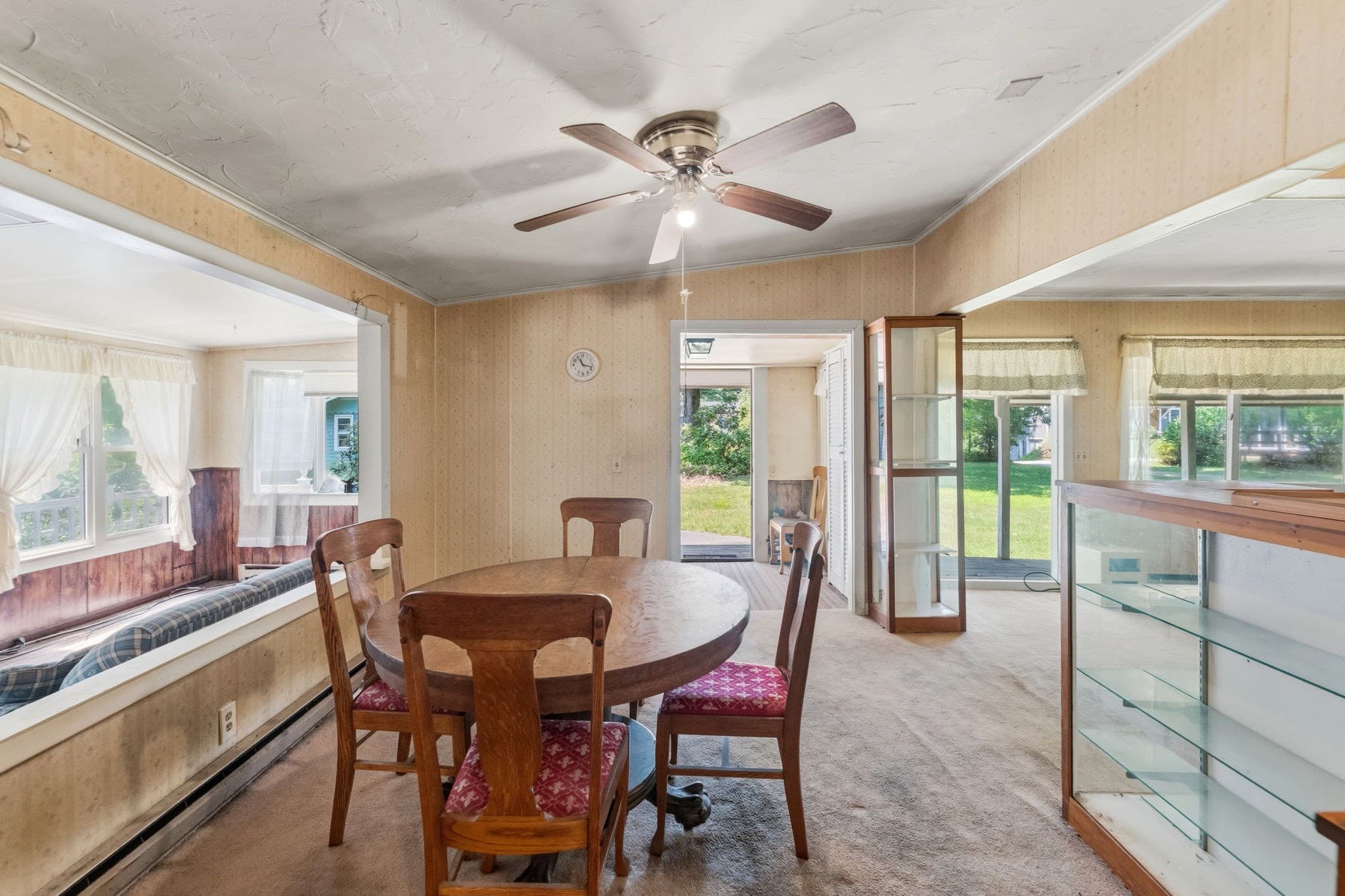 Single Family Residence at 4 Essex St, Holland MA 01521, Holland, photo 18 of 42