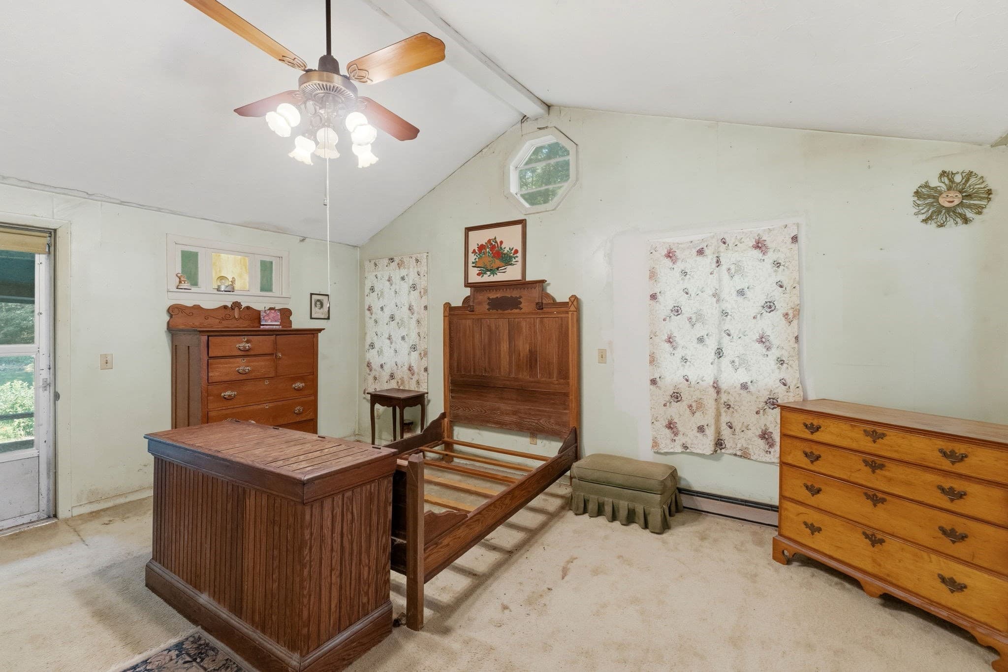 Single Family Residence at 4 Essex St, Holland MA 01521, Holland, photo 15 of 42