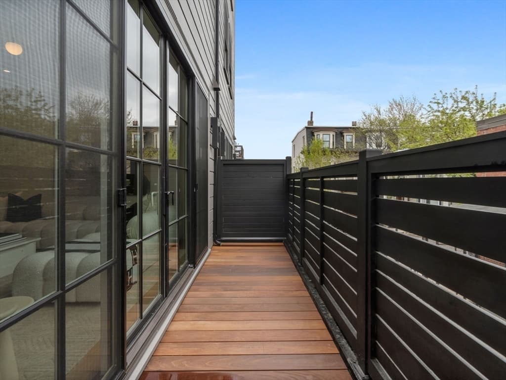 Condominium at 561 E Broadway # 561, Boston MA 02127, Boston, photo 29 of 36