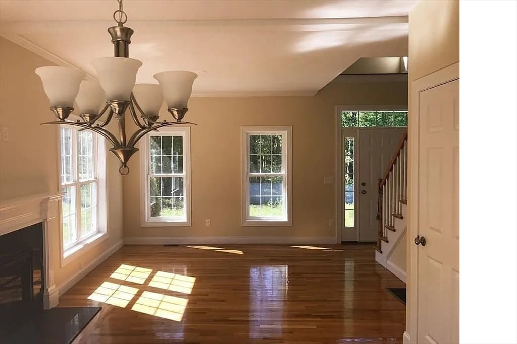 660 Mayflower Landing, Holliston MA 01746 photo 5