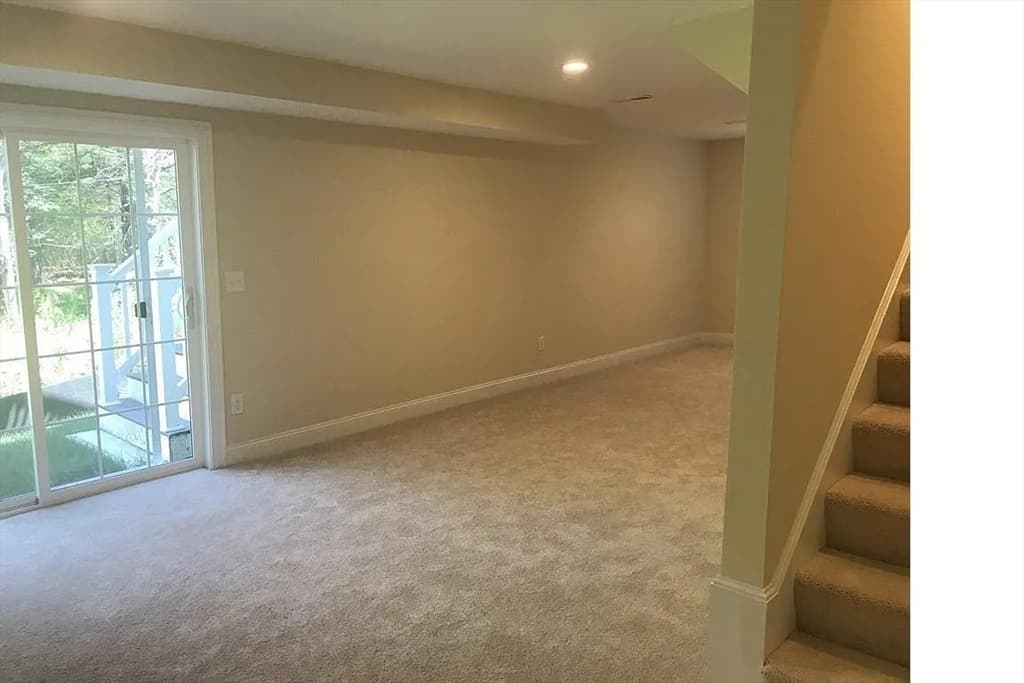 660 Mayflower Landing, Holliston MA 01746 photo 8