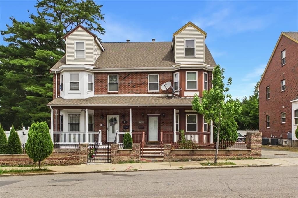 11 Woodrow Ave # 11, Boston MA 02124