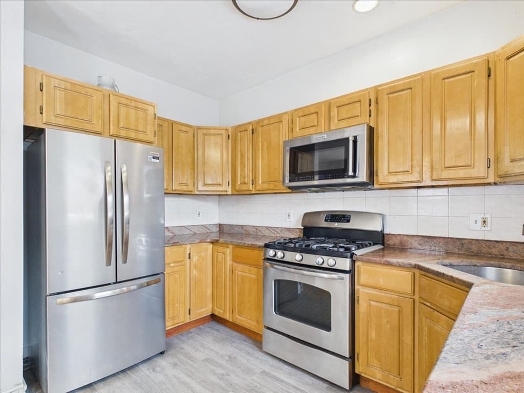 Condominium at 11 Woodrow Ave # 11, Boston MA 02124, Boston, photo 9 of 36