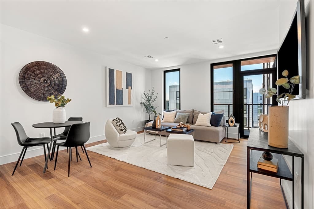 Condominium at 1515 Commonwealth Ave # 515, Boston MA 02135, Boston, photo 4 of 42
