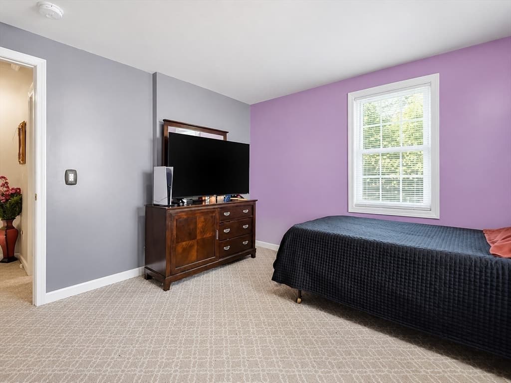 17 Bolton St, Worcester MA 01604 photo 15