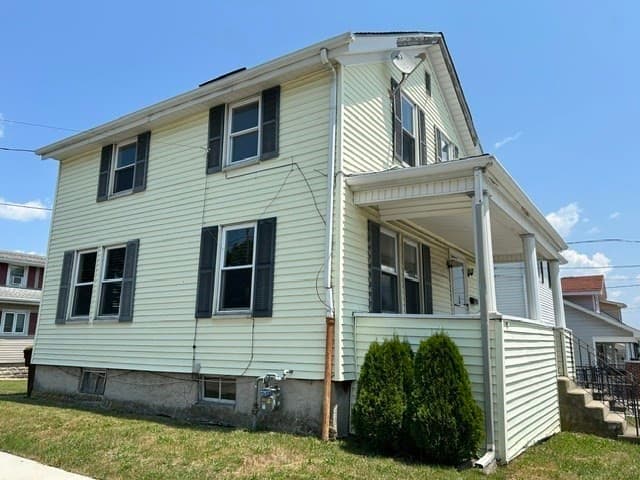 1244 Presidents Ave, Fall River MA 02720 photo 2