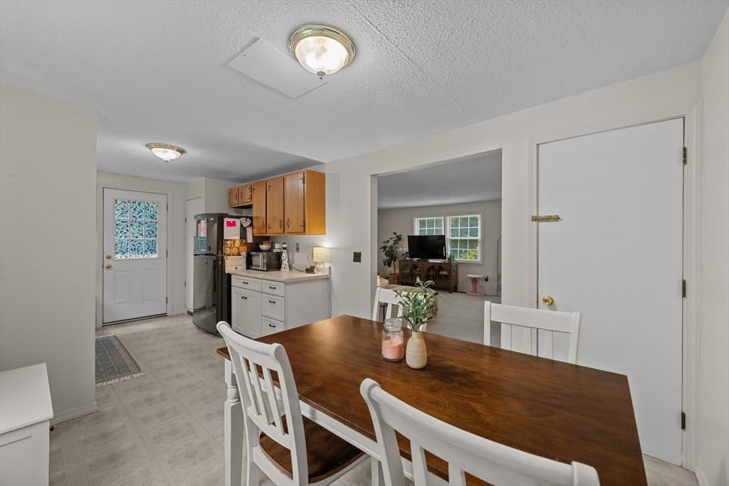 Multi Family at 607-609 Flat Hill Rd, Lunenburg MA 01462, photo 20 of 42