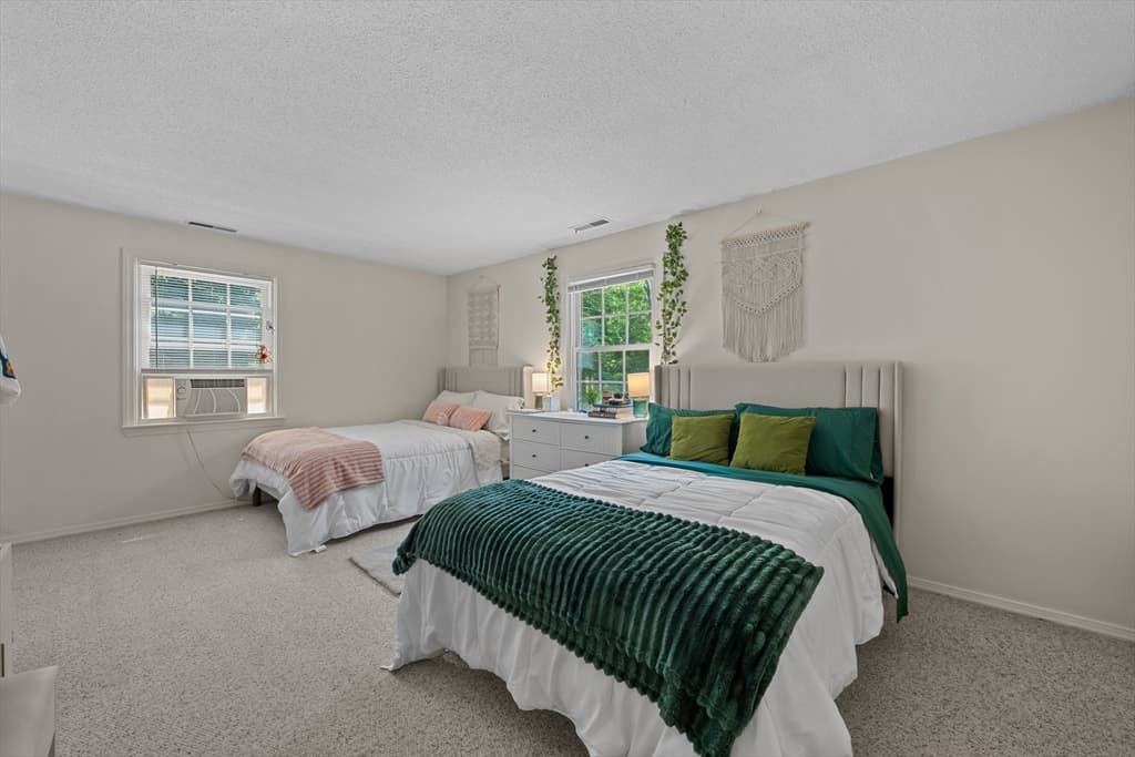 Multi Family at 607-609 Flat Hill Rd, Lunenburg MA 01462, photo 30 of 42