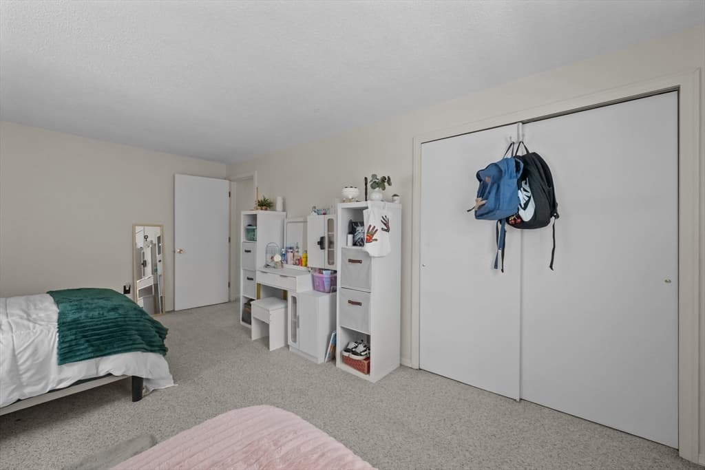 Multi Family at 607-609 Flat Hill Rd, Lunenburg MA 01462, photo 31 of 42