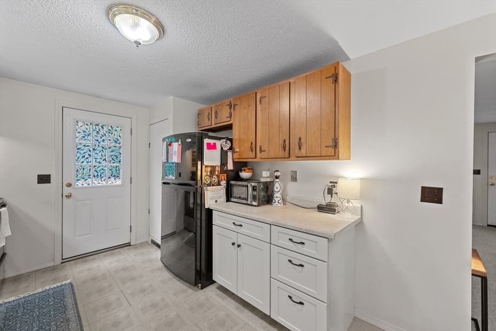 Multi Family at 607-609 Flat Hill Rd, Lunenburg MA 01462, photo 21 of 42