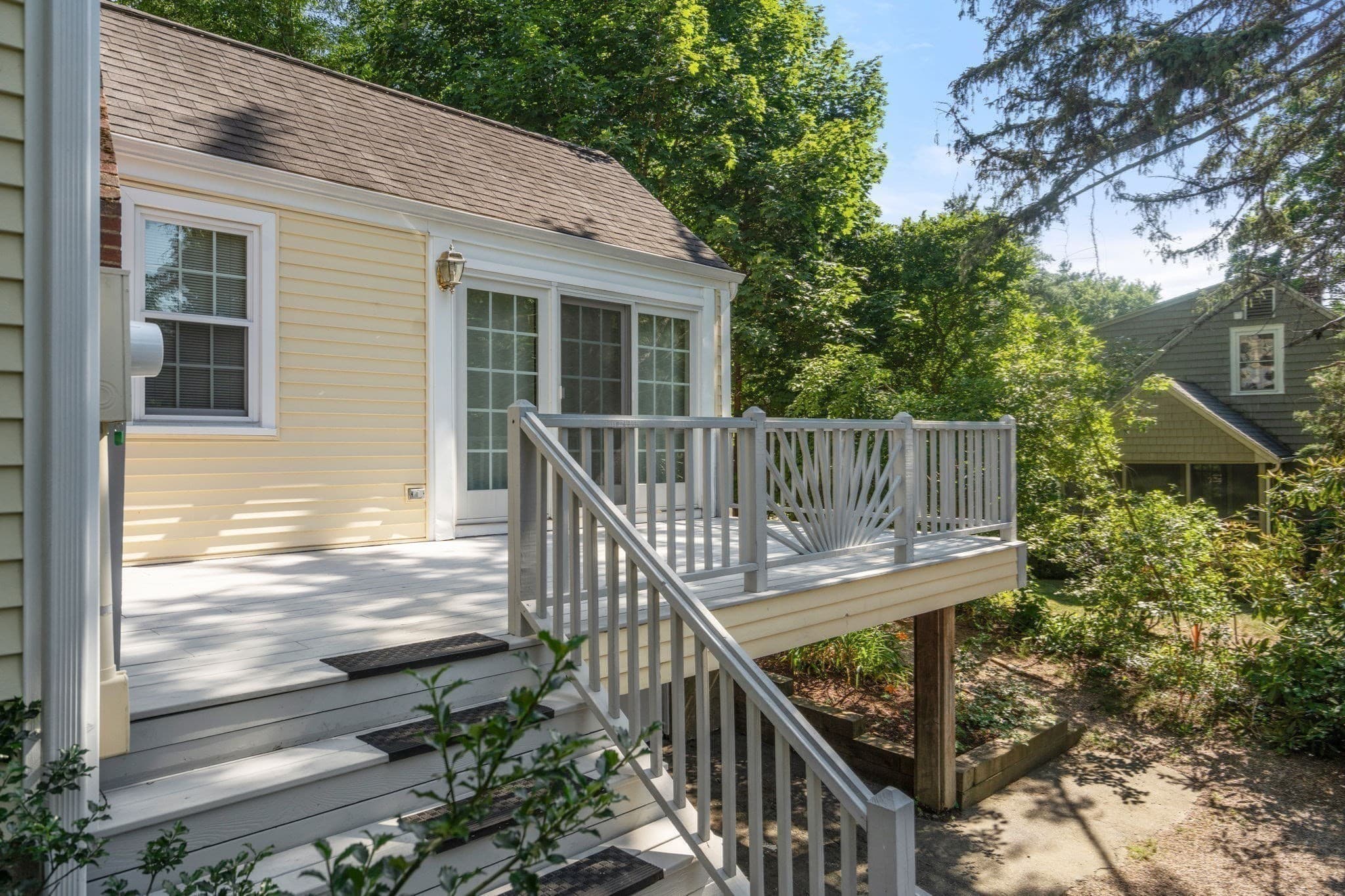 Single Family Residence at 167 Glezen Ln, Wayland MA 01778, Wayland, photo 7 of 38