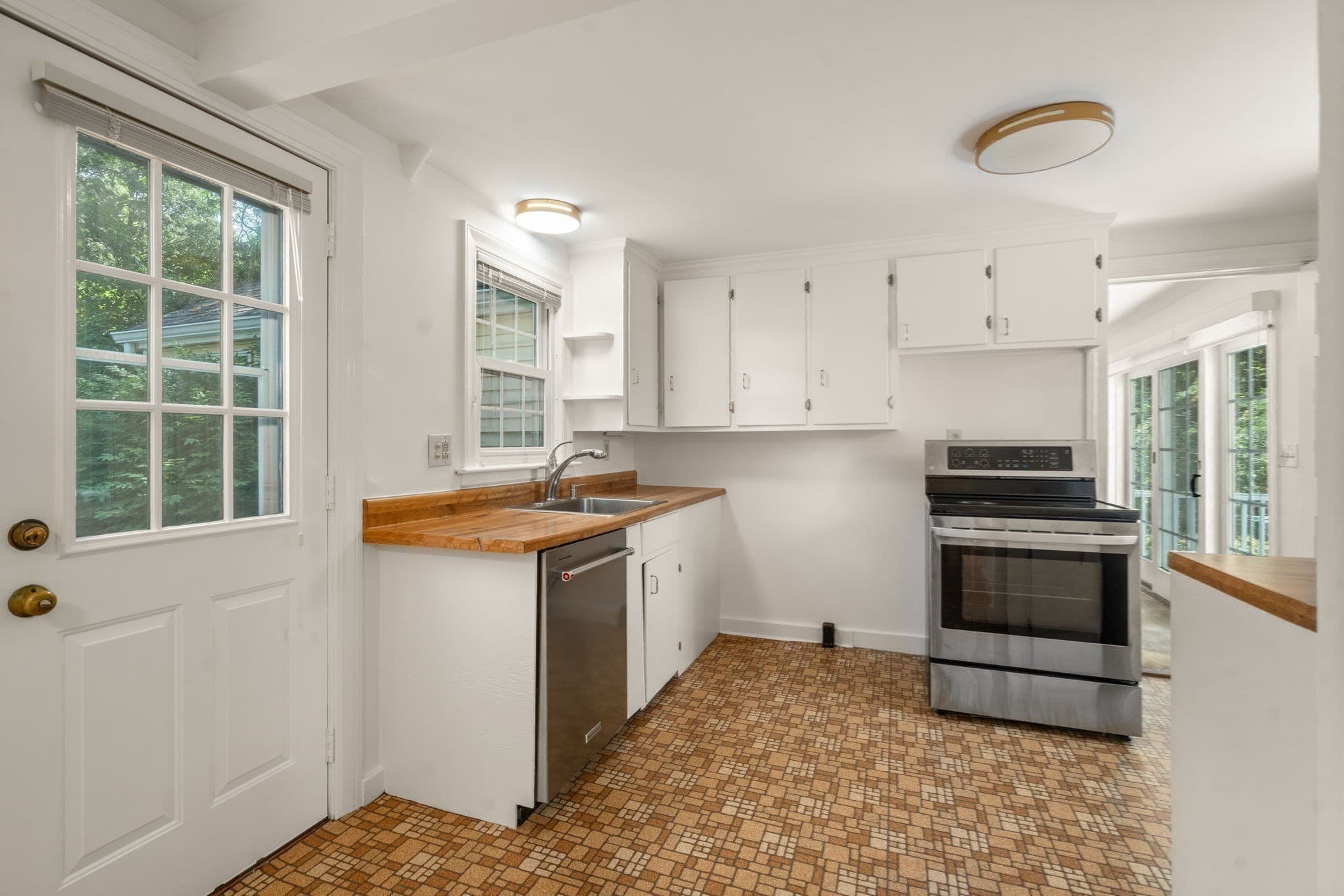 Single Family Residence at 167 Glezen Ln, Wayland MA 01778, Wayland, photo 14 of 38