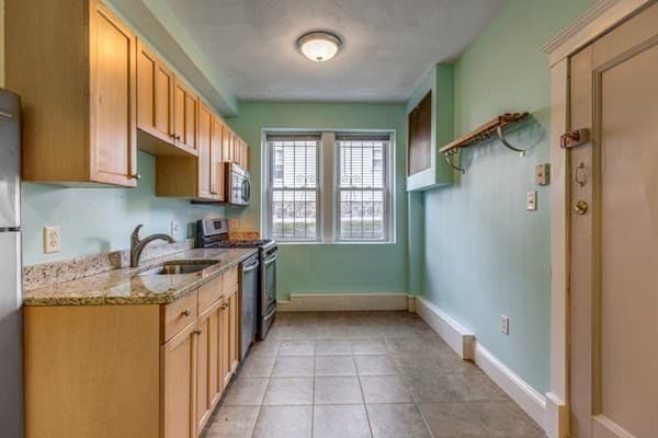Condominium at 238 S Huntington Ave # 1, Boston MA 02130, Boston, photo 12 of 21