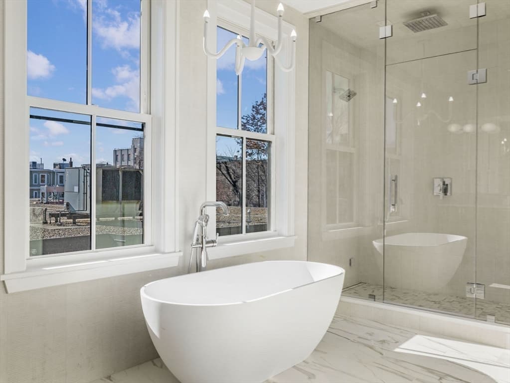 Single Family Residence at 561 E Broadway # 561, Boston MA 02127, Boston, photo 16 of 36