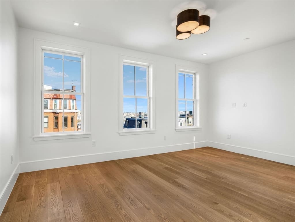 Single Family Residence at 561 E Broadway # 561, Boston MA 02127, Boston, photo 22 of 36