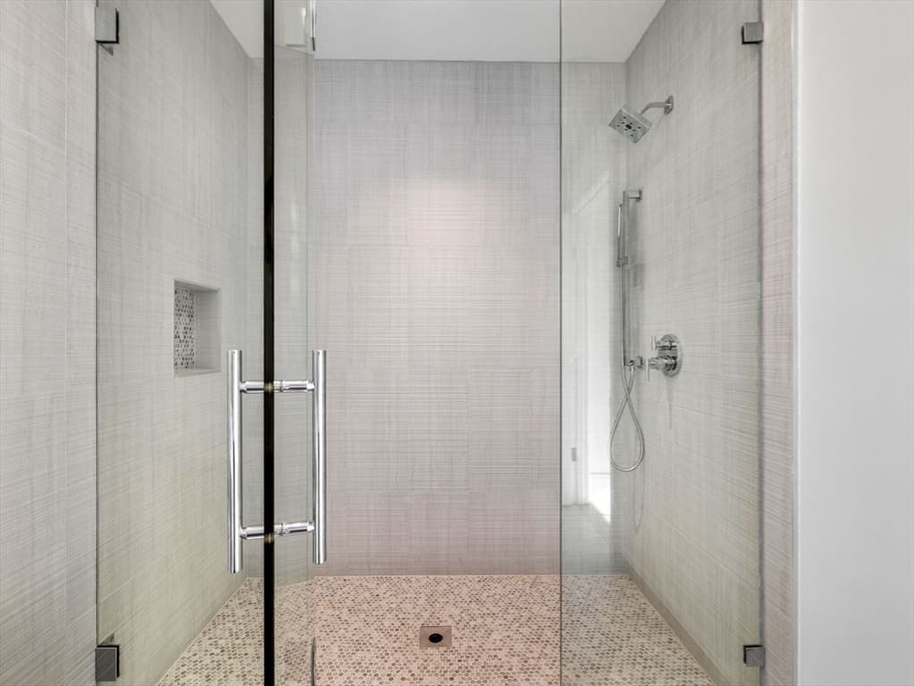 Single Family Residence at 561 E Broadway # 561, Boston MA 02127, Boston, photo 24 of 36