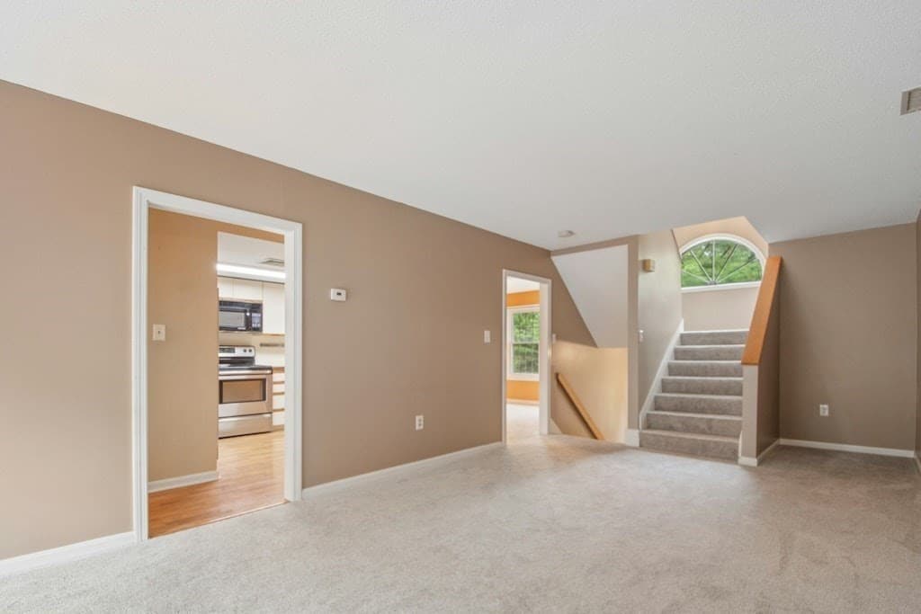 4 Herbert Drive # B, Sutton MA 01590 photo 6