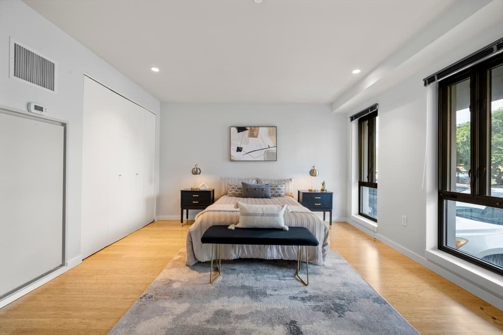 Condominium at 691 Massachusetts Ave, Boston MA 02118, Boston, photo 15 of 21