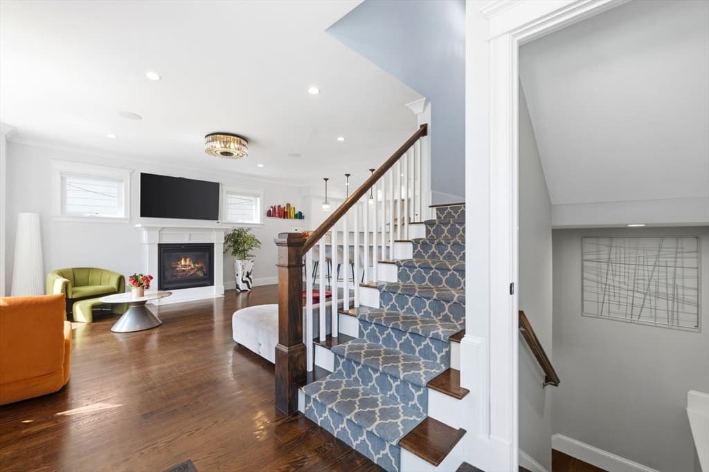Single Family Residence at 30 Port Norfolk St, Boston MA 02122, Boston, photo 16 of 38