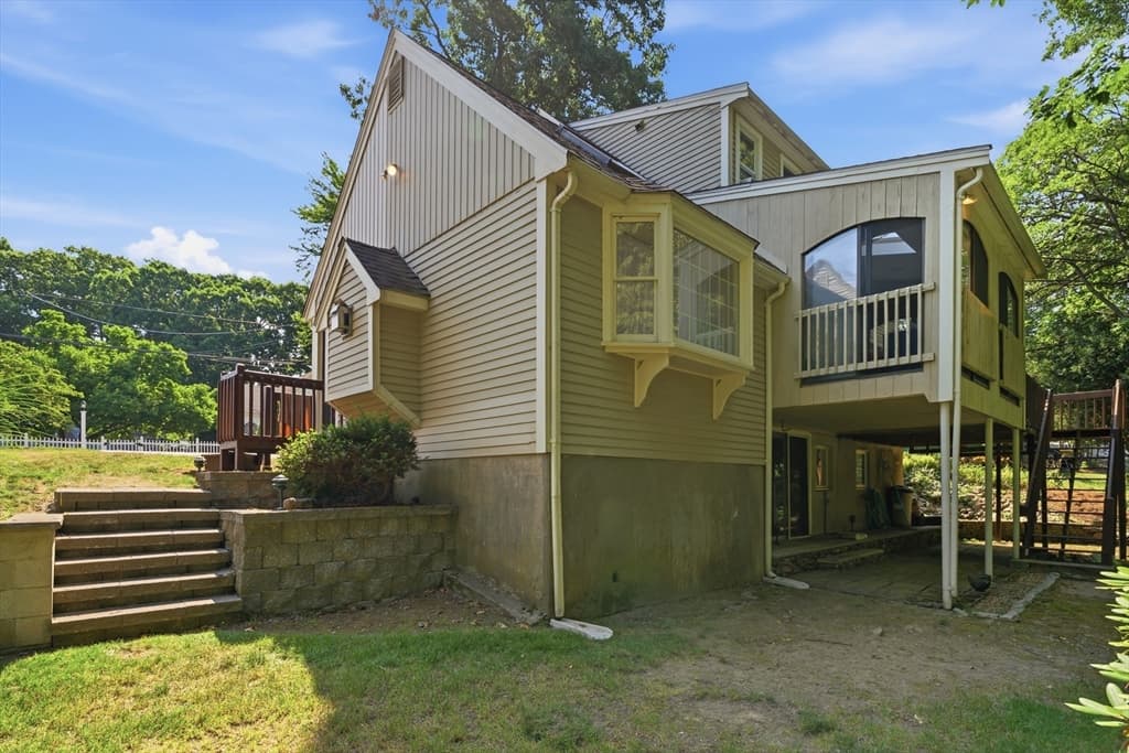 125 Jaffrey St, Weymouth MA 02188 photo 3