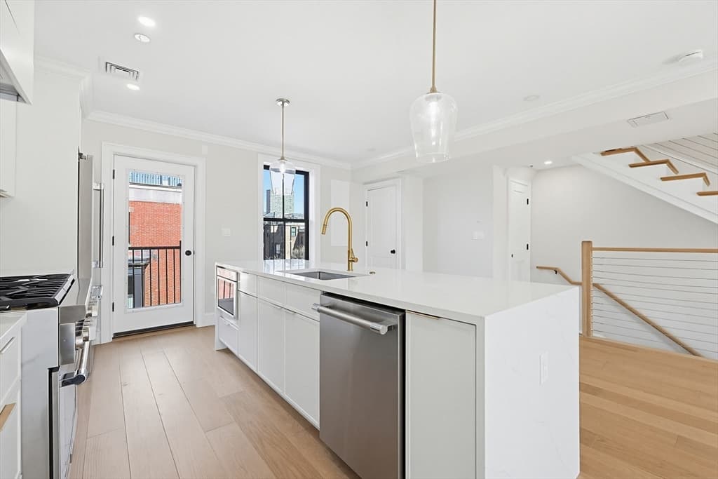 Condominium at 667 Tremont PH, Boston MA 02118, Boston, photo 16 of 37