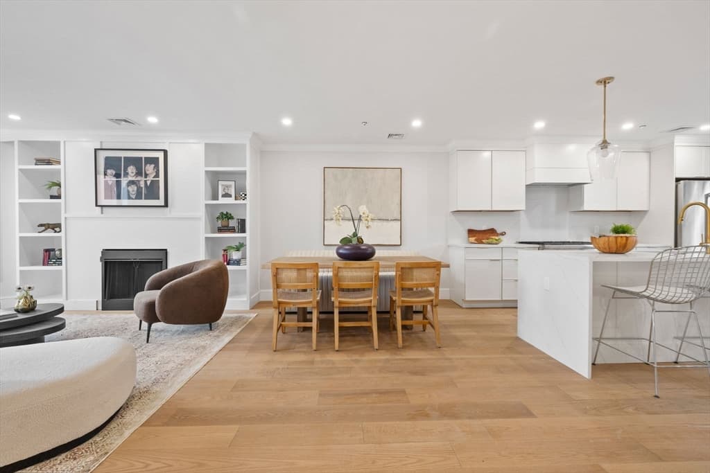 Condominium at 667 Tremont PH, Boston MA 02118, Boston, photo 5 of 37