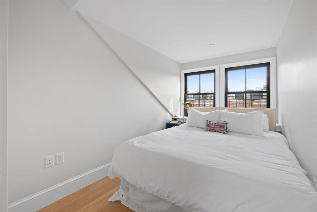 Condominium at 667 Tremont PH, Boston MA 02118, Boston, photo 30 of 37