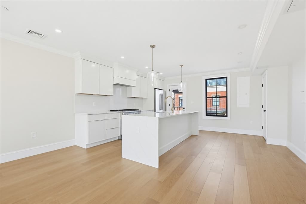 Condominium at 667 Tremont PH, Boston MA 02118, Boston, photo 14 of 37