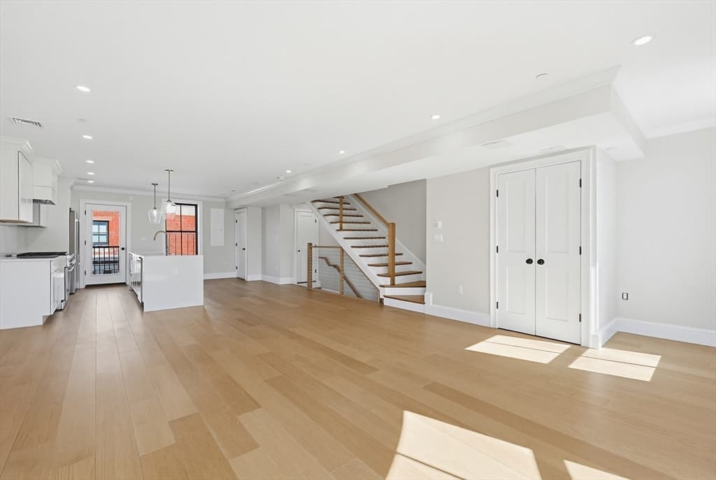 Condominium at 667 Tremont PH, Boston MA 02118, Boston, photo 18 of 37