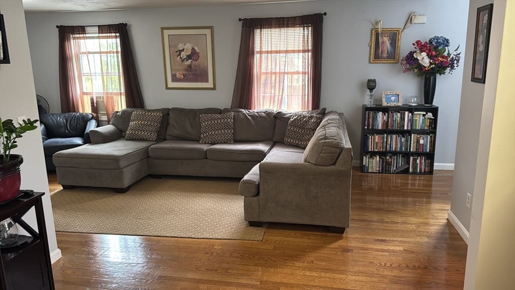 1 Clegg St, Worcester MA 01603 photo 14