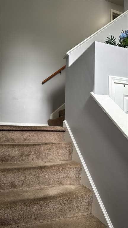 1 Clegg St, Worcester MA 01603 photo 15